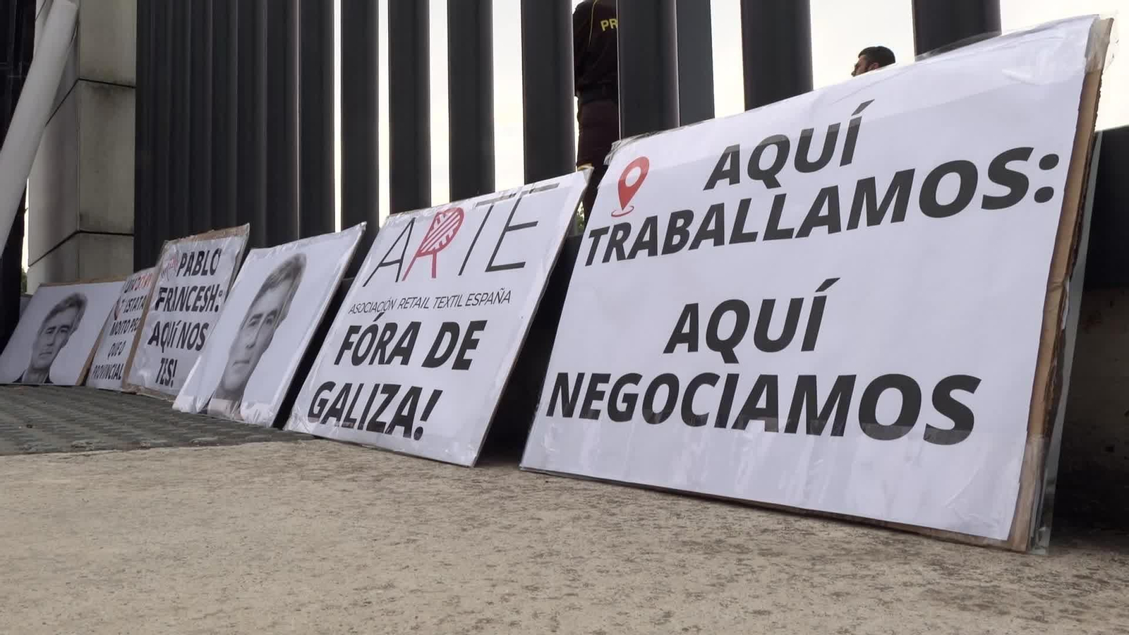 M029-A CORUÑA PROTESTA TRABAJADORES INDITEX