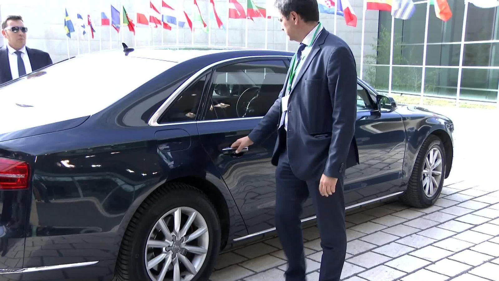 M012-LUXEMBURGO LLEGADA ALBARES CONSEJO UE