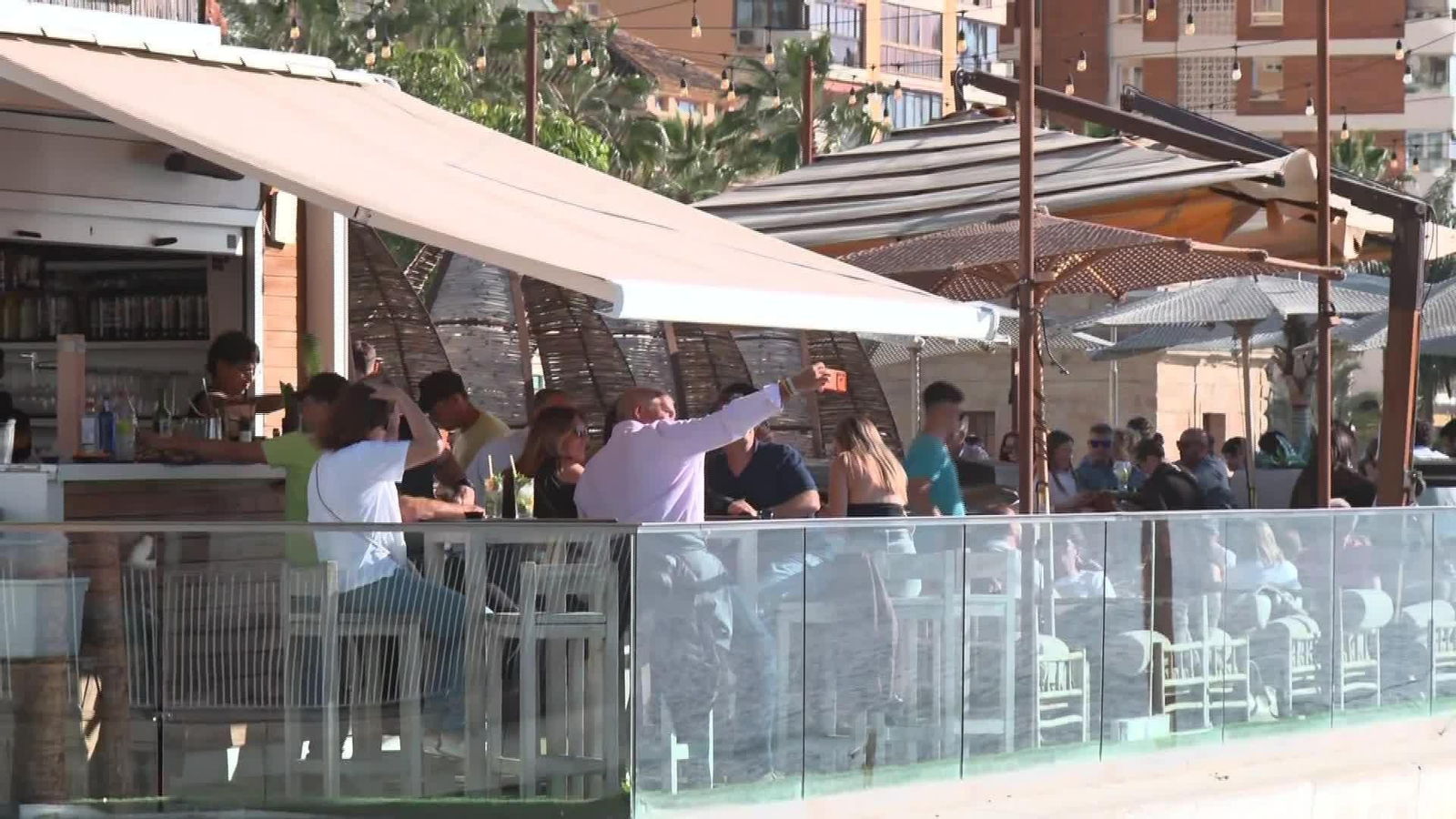 J047-MALAGA TURISMO JUEVES SANTO TARDE