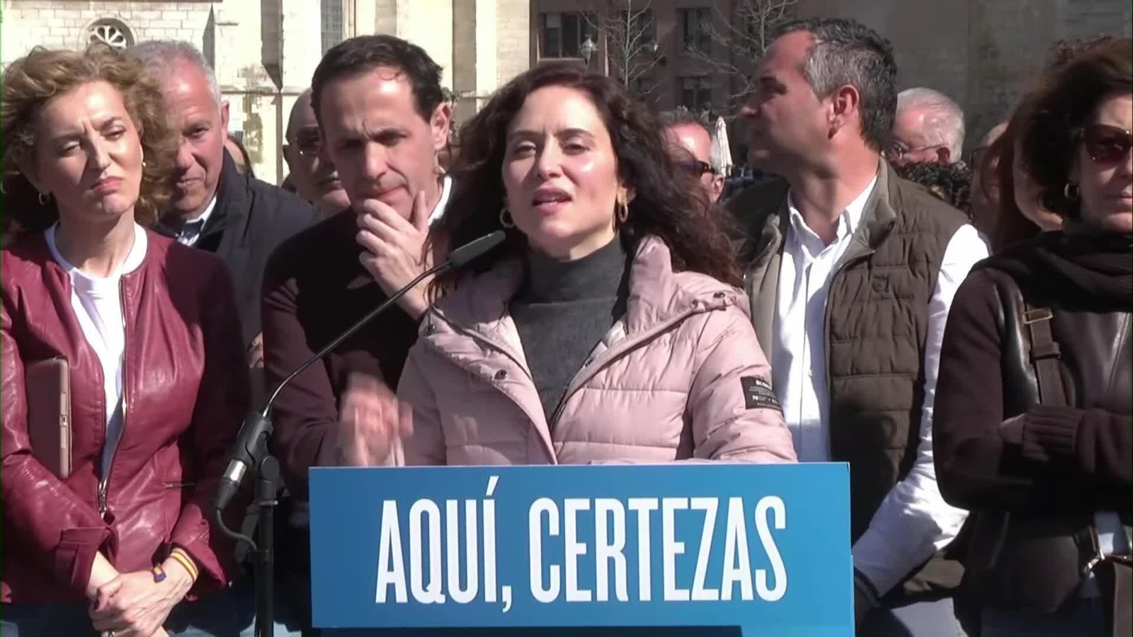 va ayuso con mañueco