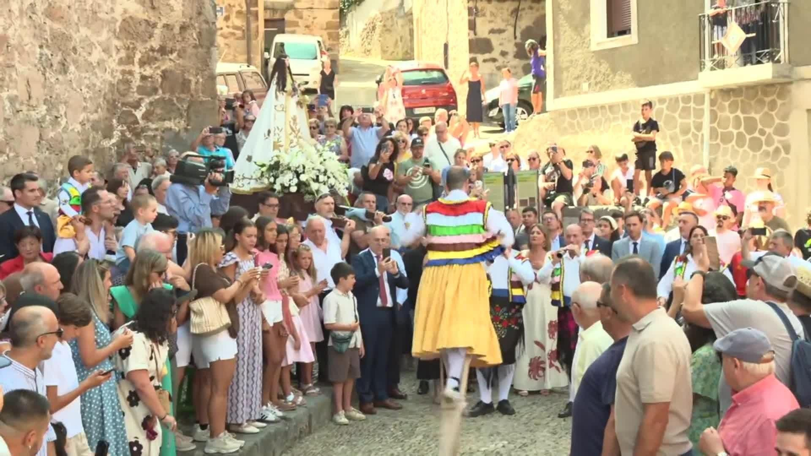 va danza zancos anguiano