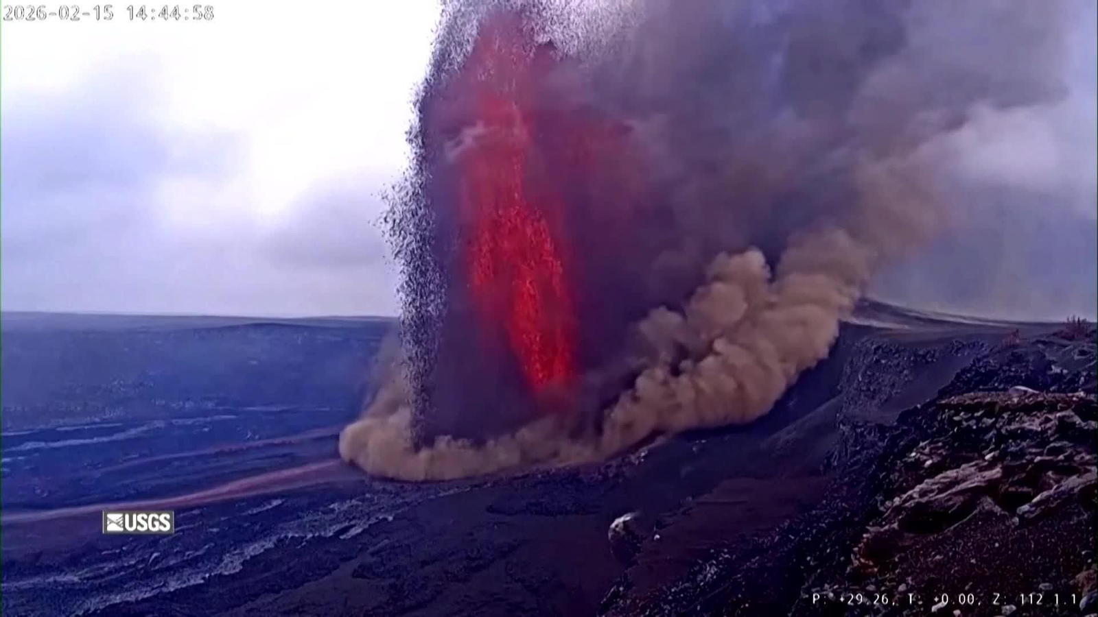 L013-EEUU ERUPCION DEL VOLCAN KILAUEA