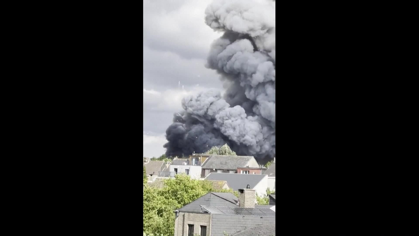 J609-BELGICA INCENDIO TOMORROWLAND