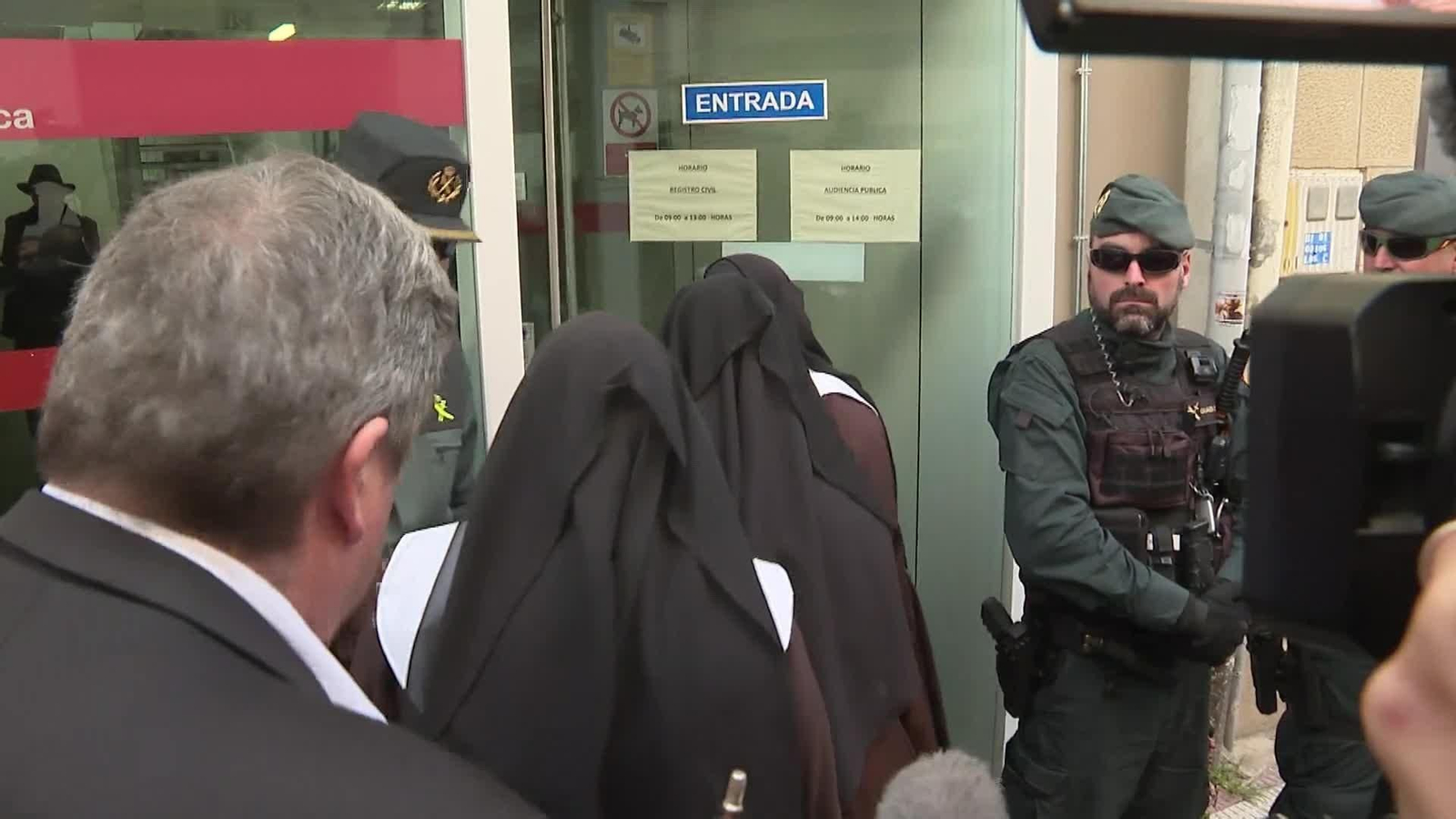 web detenida abadesa ok