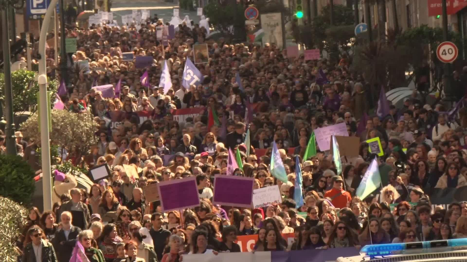 D033-VIGO 8M DIA MUJER