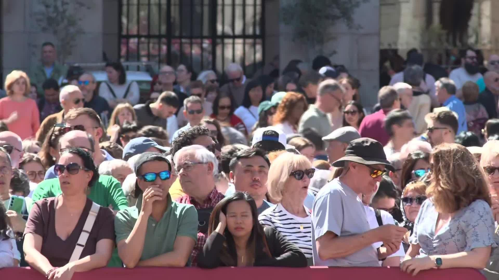 D022-MADRID TAMBORRADA EN LA PLAZA MAYOR