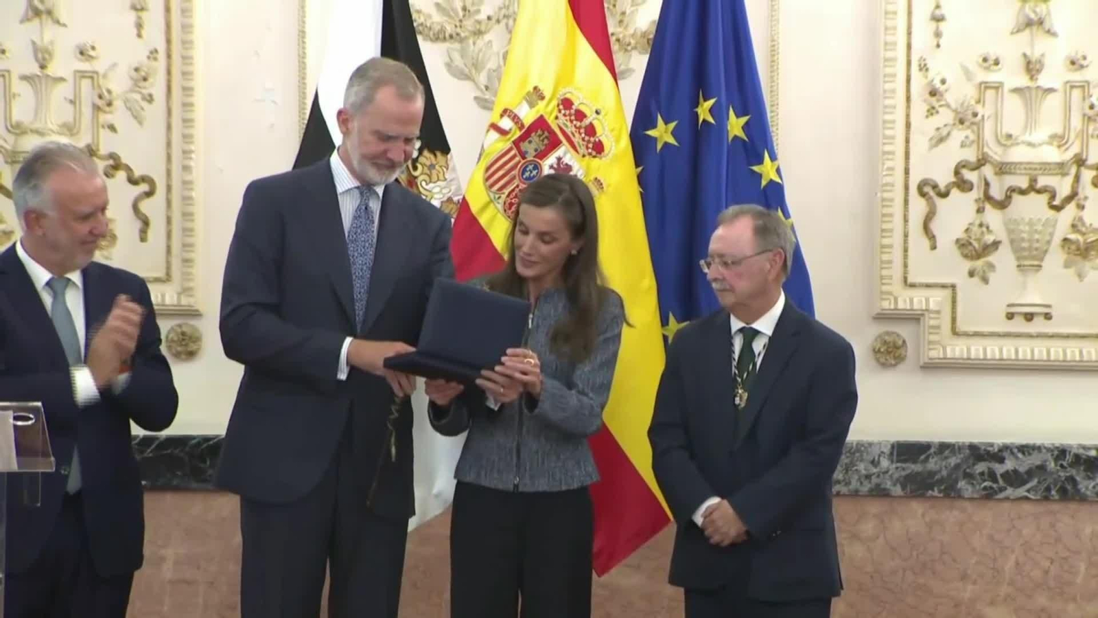 va reyes reciben llaves de Ceuta