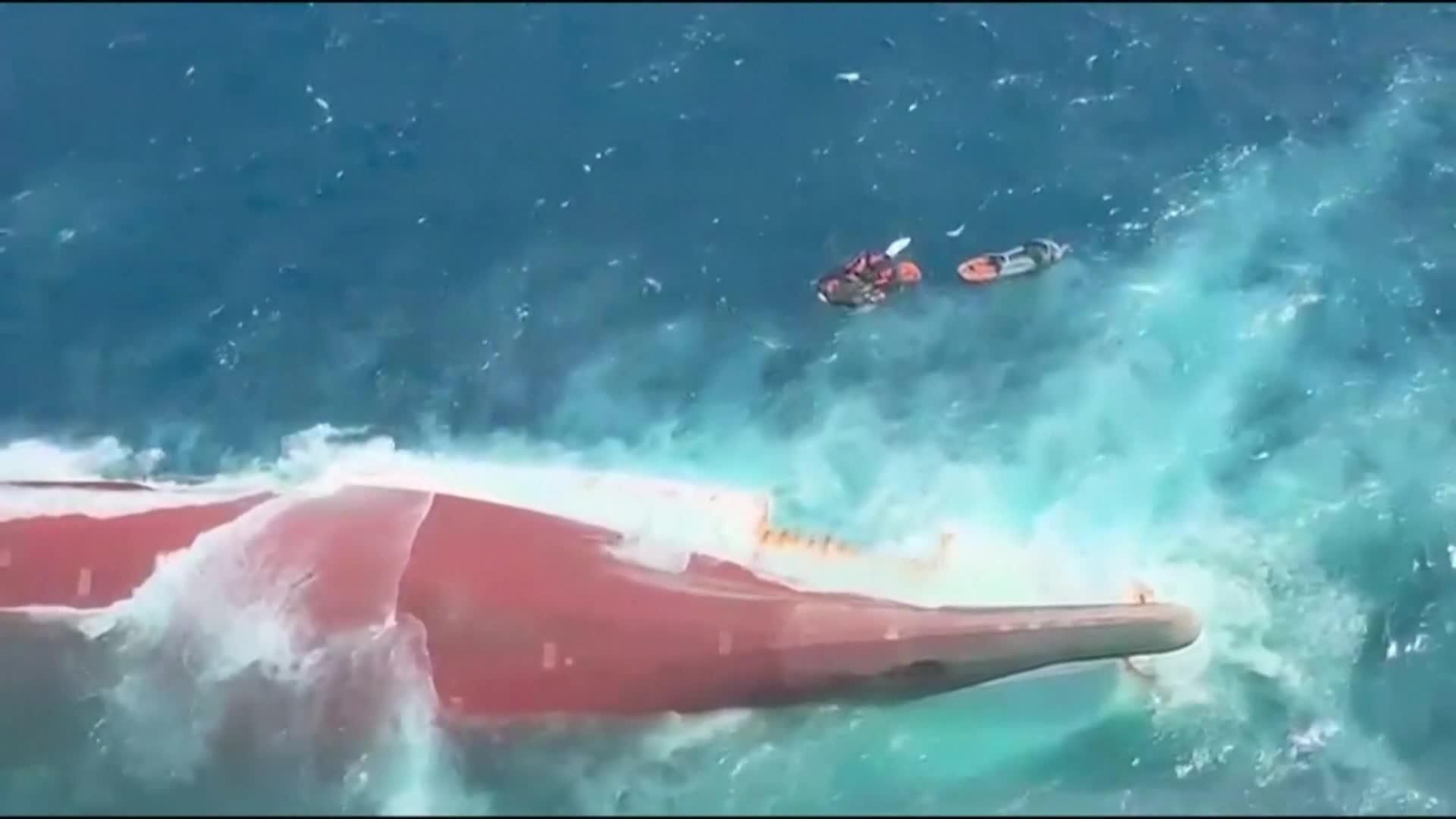 va indonesia naufragio ferri