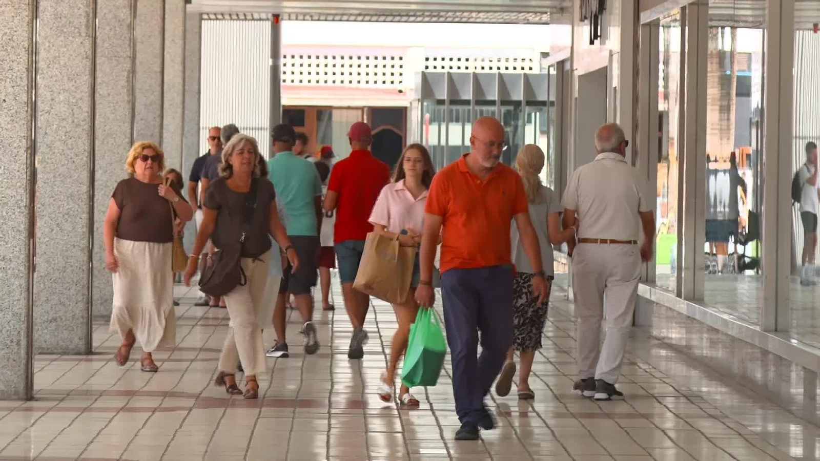 L044-MALAGA VUELTA A LA RUTINA Y COMIENZAN VACACIONES