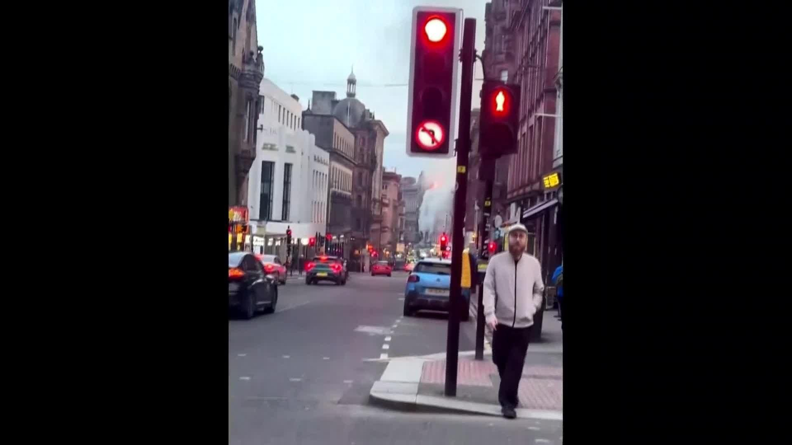 L006-REINO UNIDO INCENDIO ESTACION GLASGOW