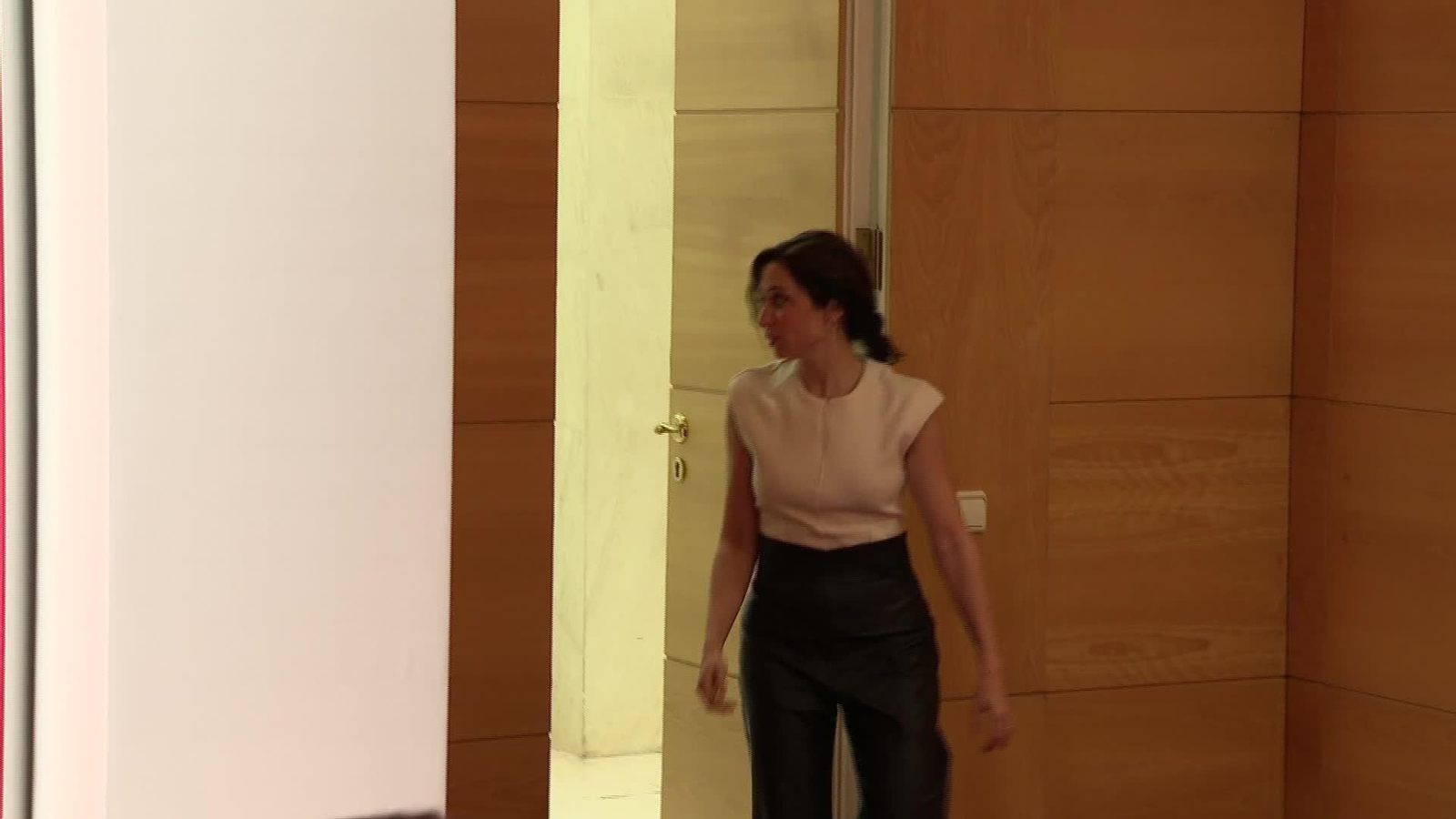 V081-MADRID RECURSOS COMPARECENCIA AYUSO