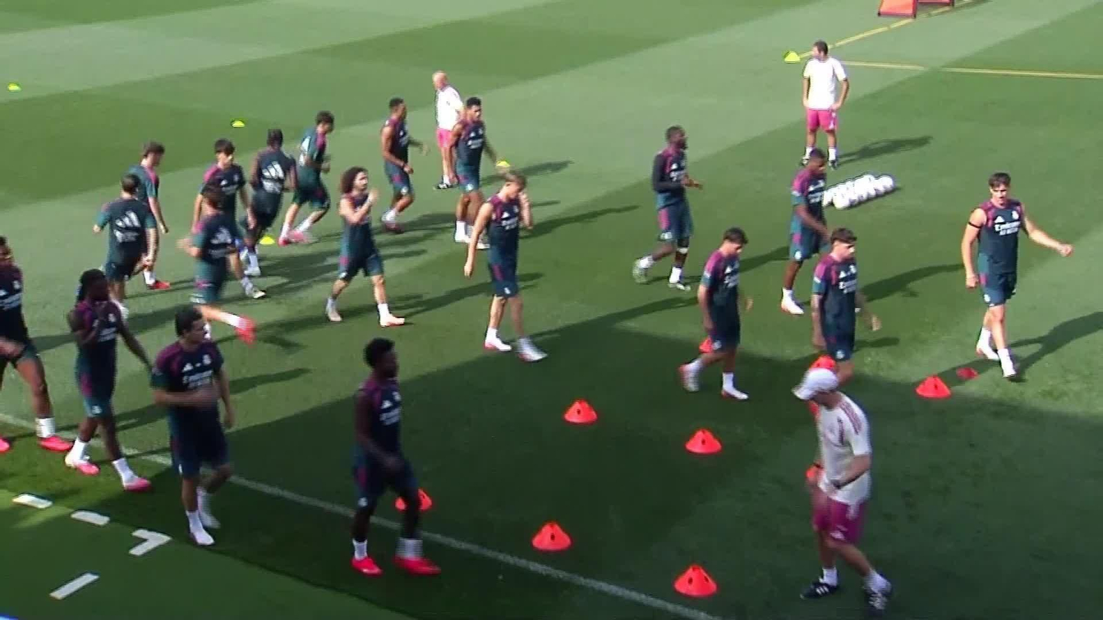 V017-MADRID ENTRENAMIENTO RMADRID