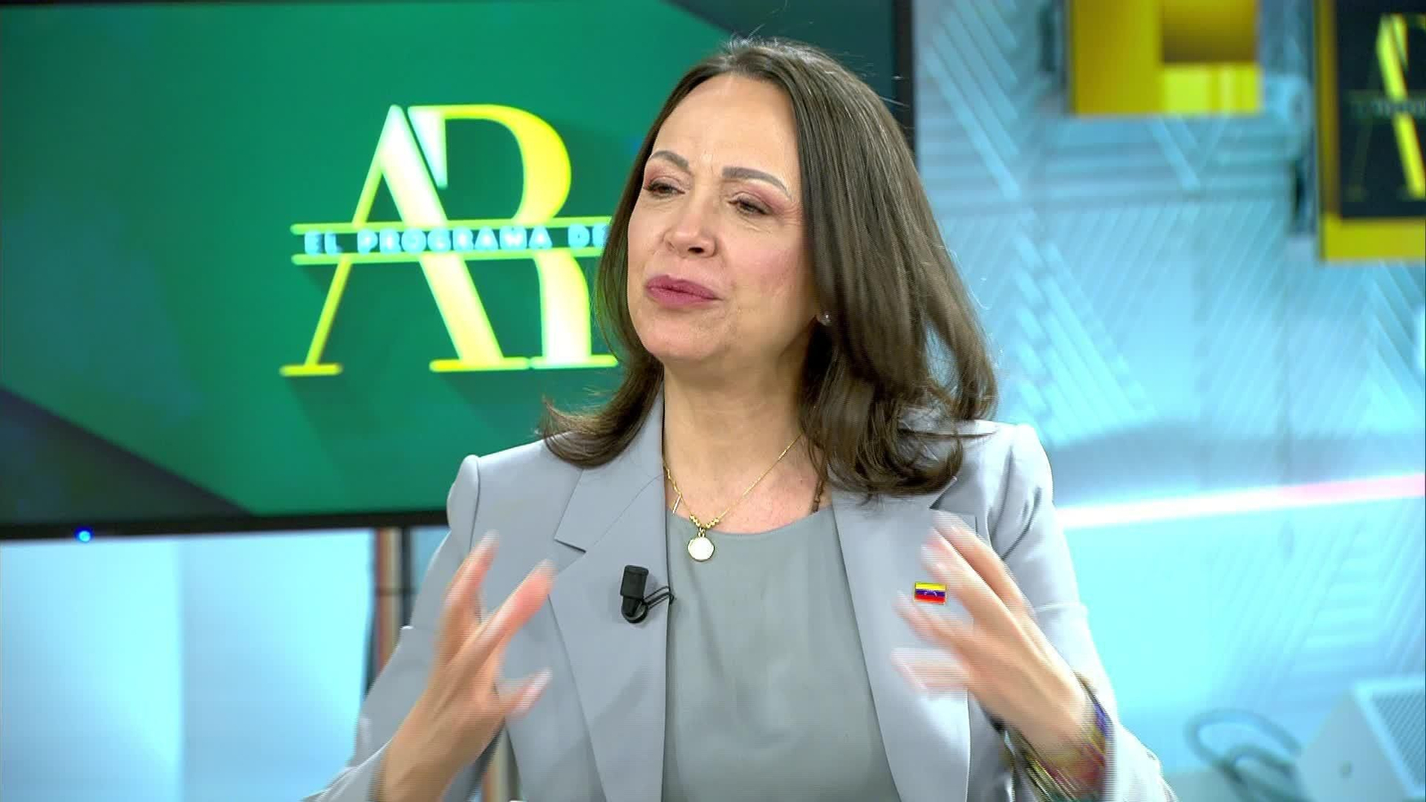 V048-MADRID ENTREVISTA MARIA CORINA MACHADO MEDIASET 2 FIN