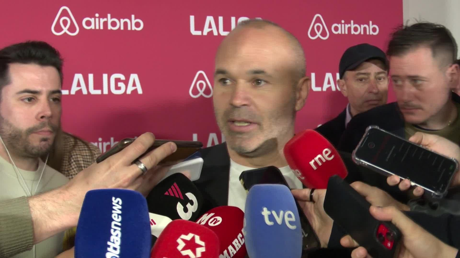 L053-MADRID INIESTA Y MORIENTES SOBRE ACTUALIDAD DEPORTIVA