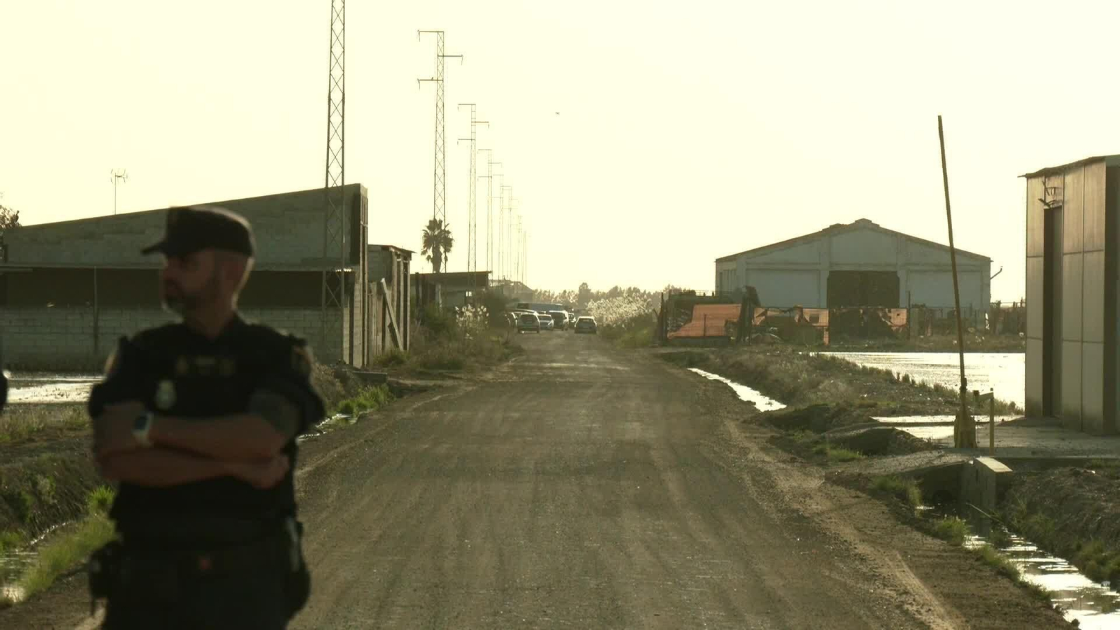 S048- SEVILLA  ATRINCHERADO