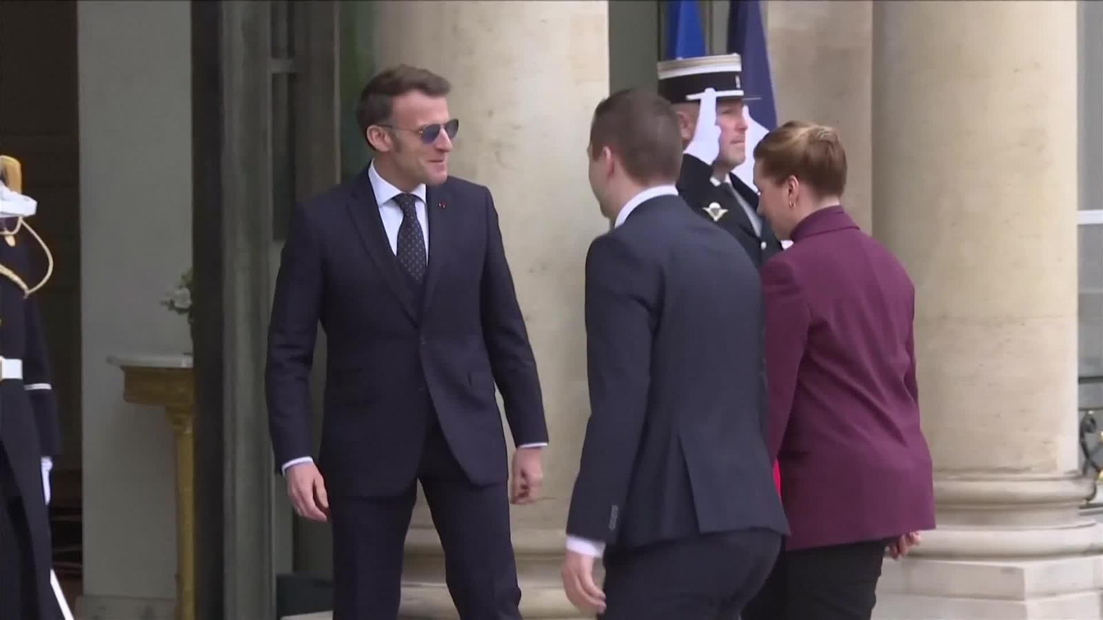 va macron con primeros ministros dinamarca y groenlandia