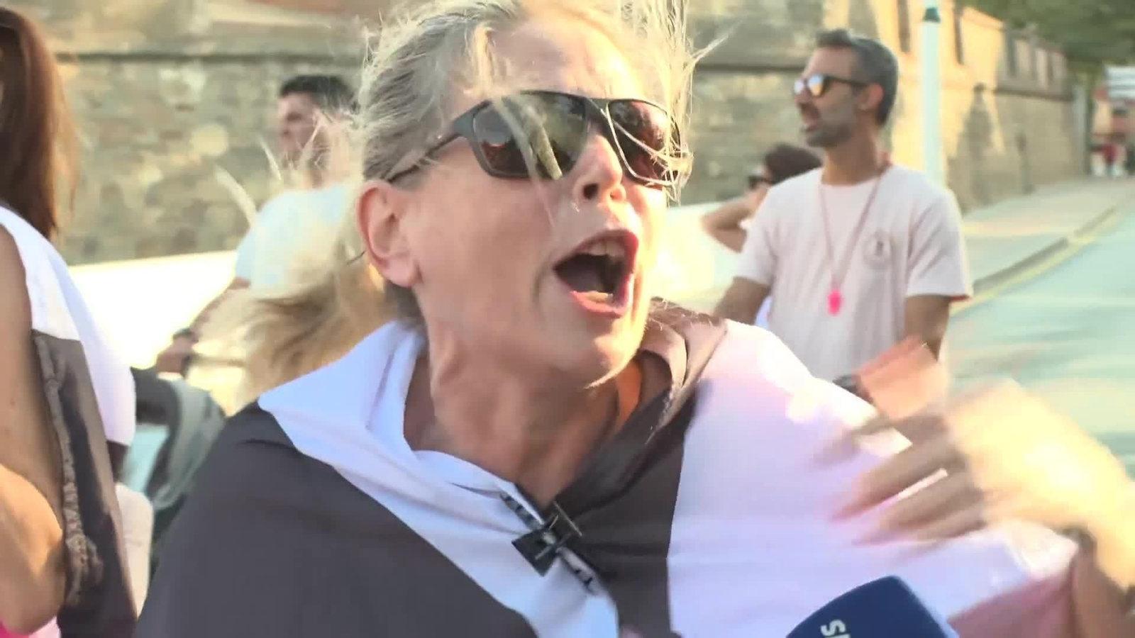 va mani mujeres ceuta