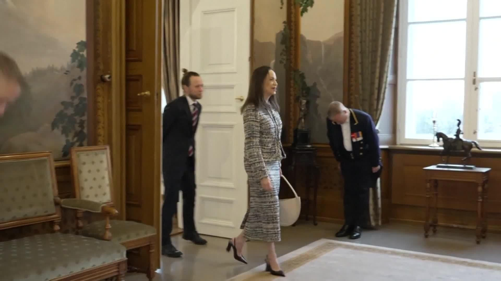 V062-NORUEGA CORINA MACHADO CON REYES NORUEGOS