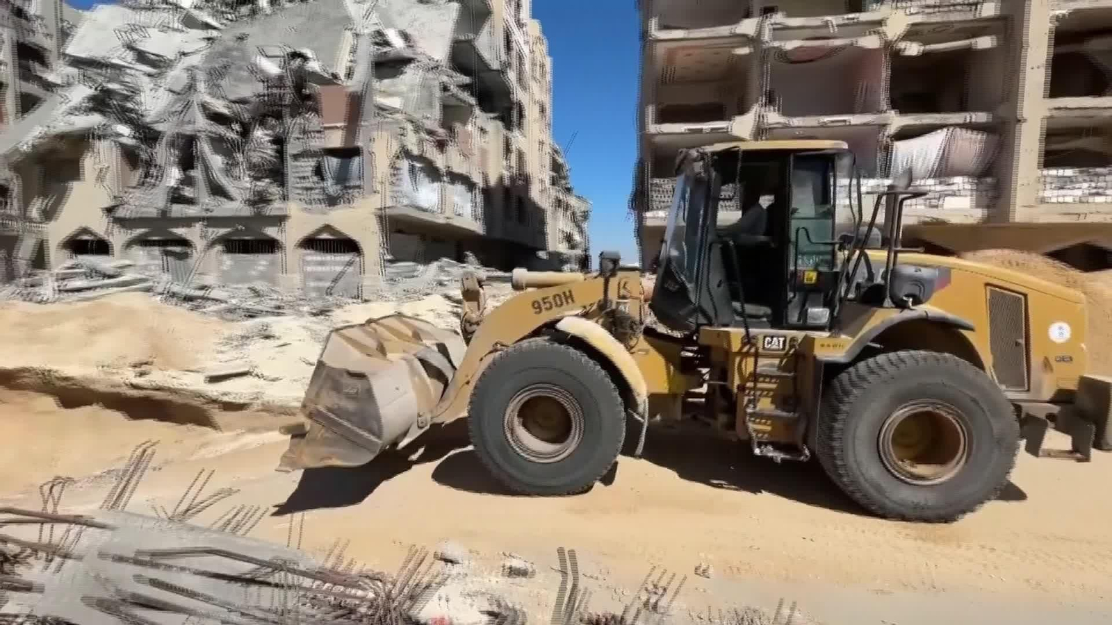 S007-GAZA BUSQUEDA CUERPOS REHENES