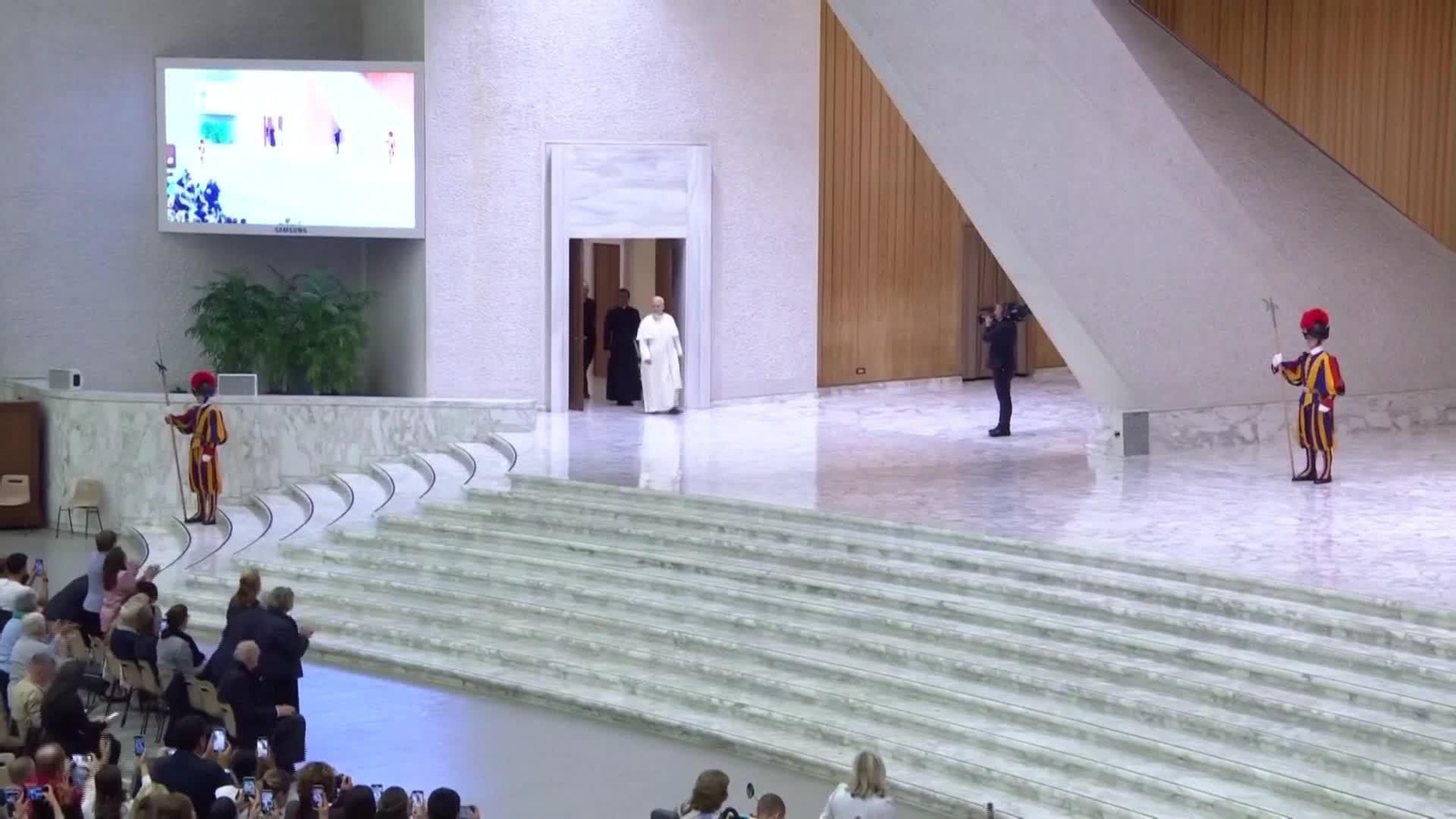 S010-VATICANO PAPA LEON ACTO PEREGRINOS