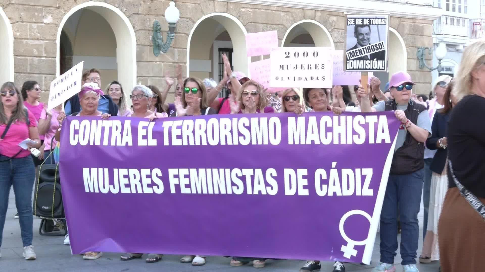 J082-CÁDIZ PROTESTAS CRIBADOS CANCER