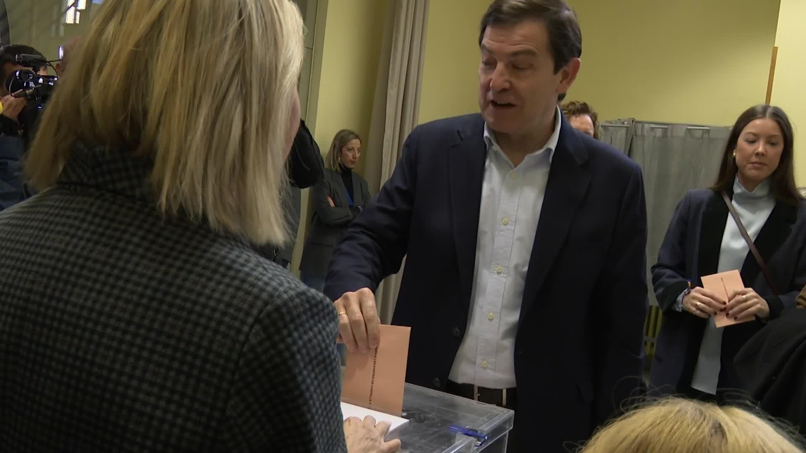 va salamanca vota mañueco pp