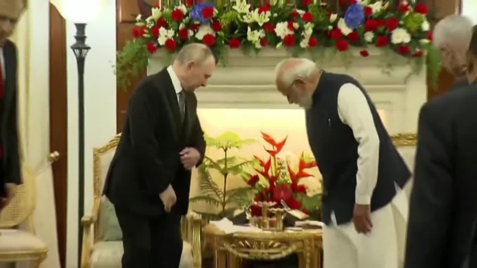 V004-INDIA VISITA PUTIN