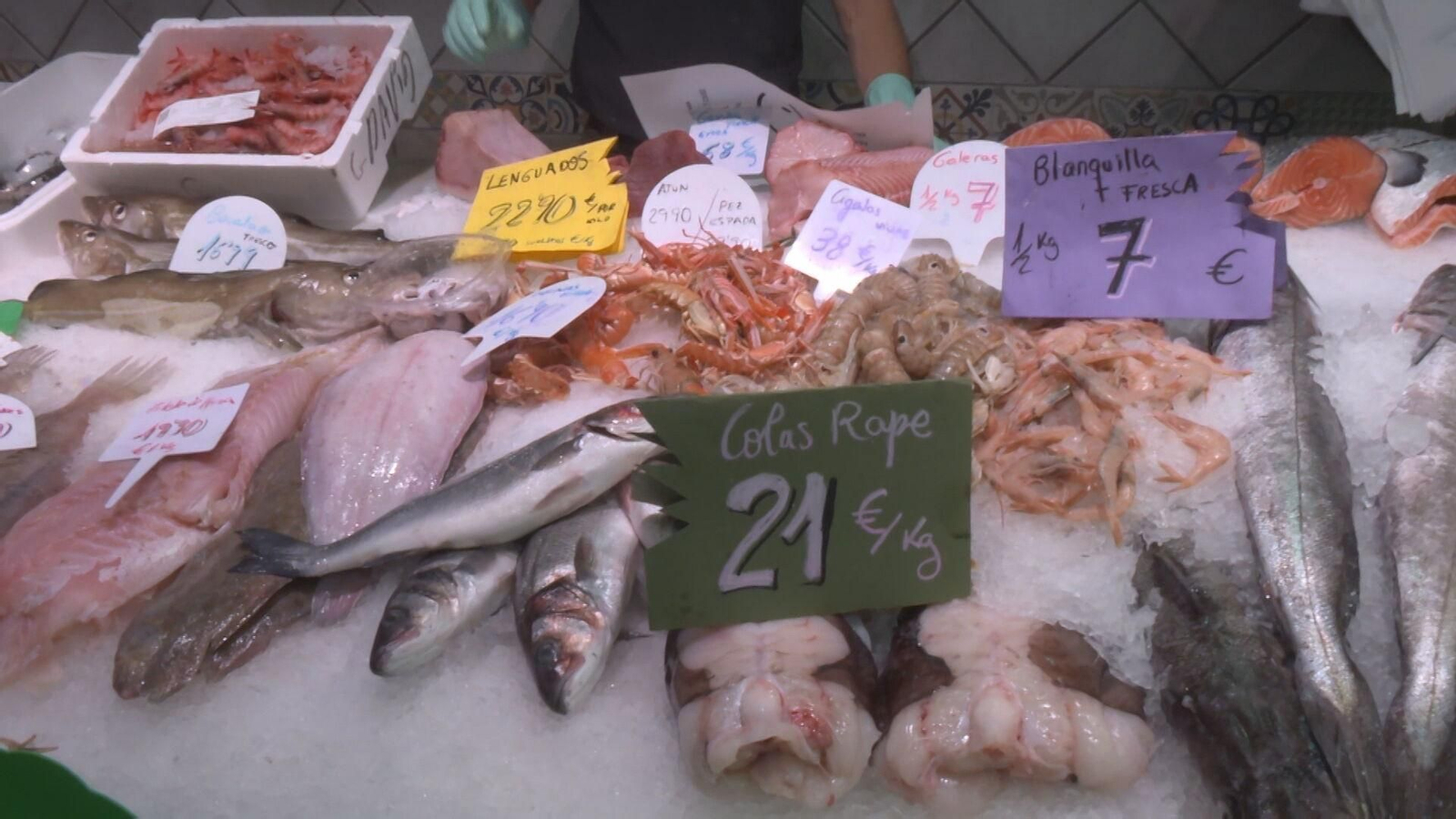 J069-VARIOS DESCIENDE CONSUMO PESCADO