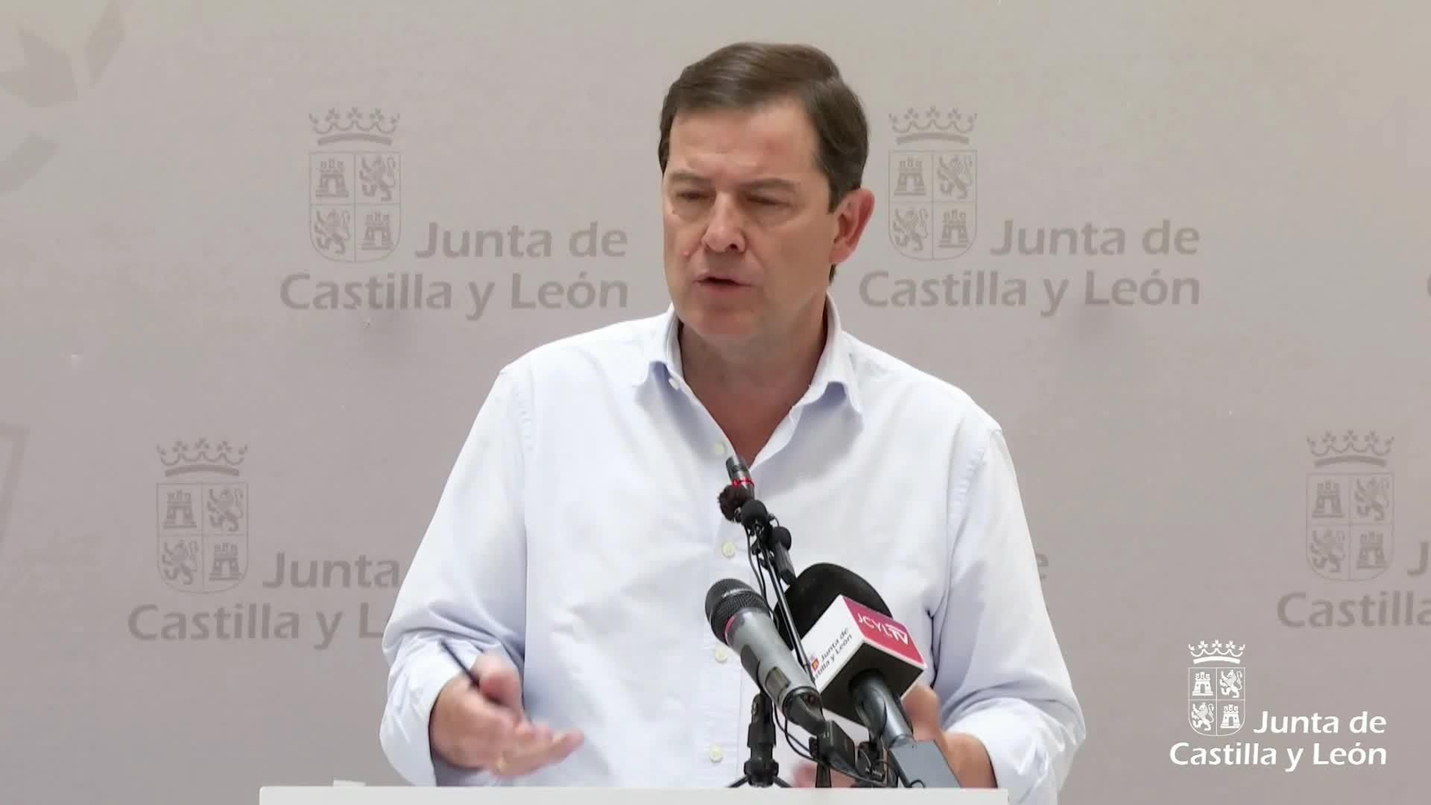 M016-LEON MAÑUECO EN EL CECOPI