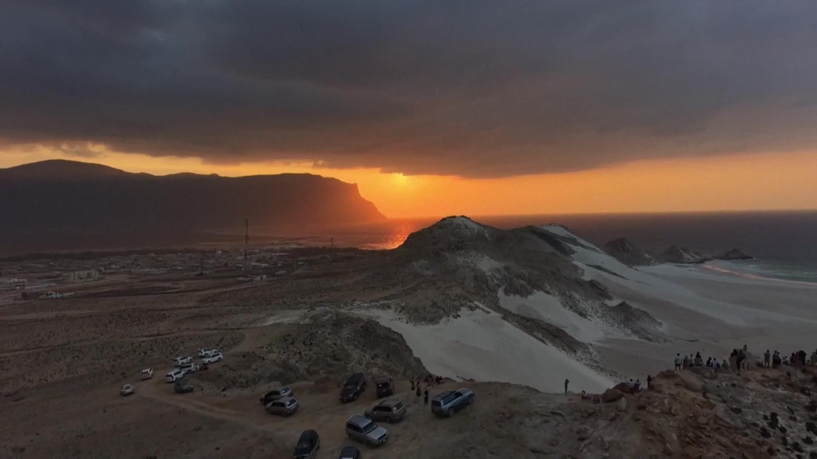 web turistas atrapados yemen