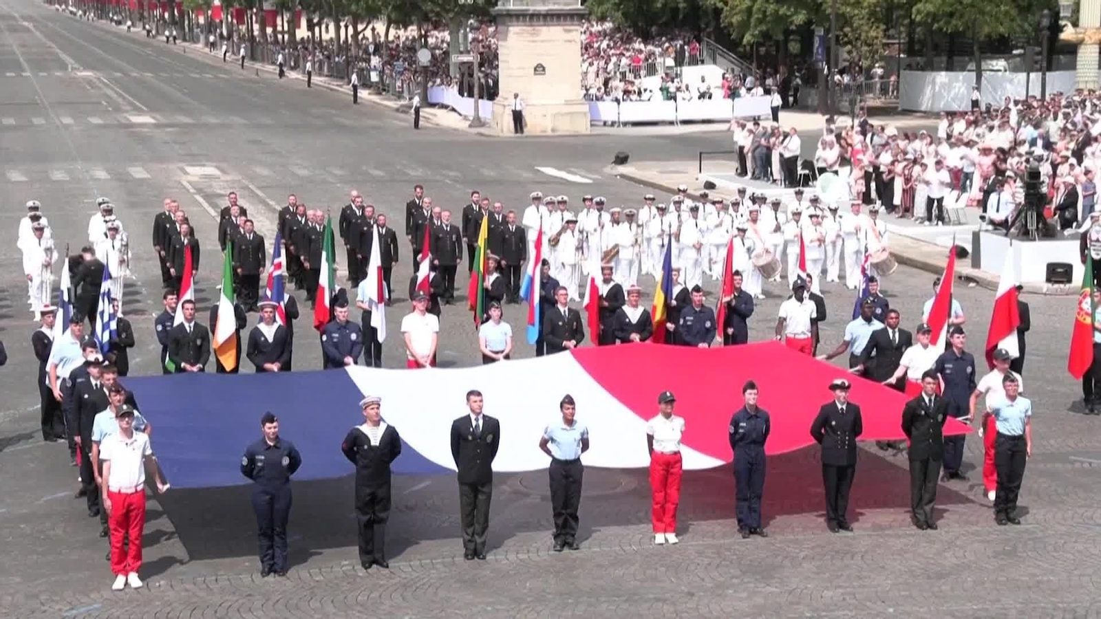 va celebraciones paris dia bastilla