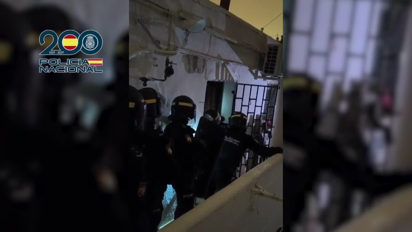 V012-IMAGENES POLICIA DETENIDOS SUPLANTACION BANCOS