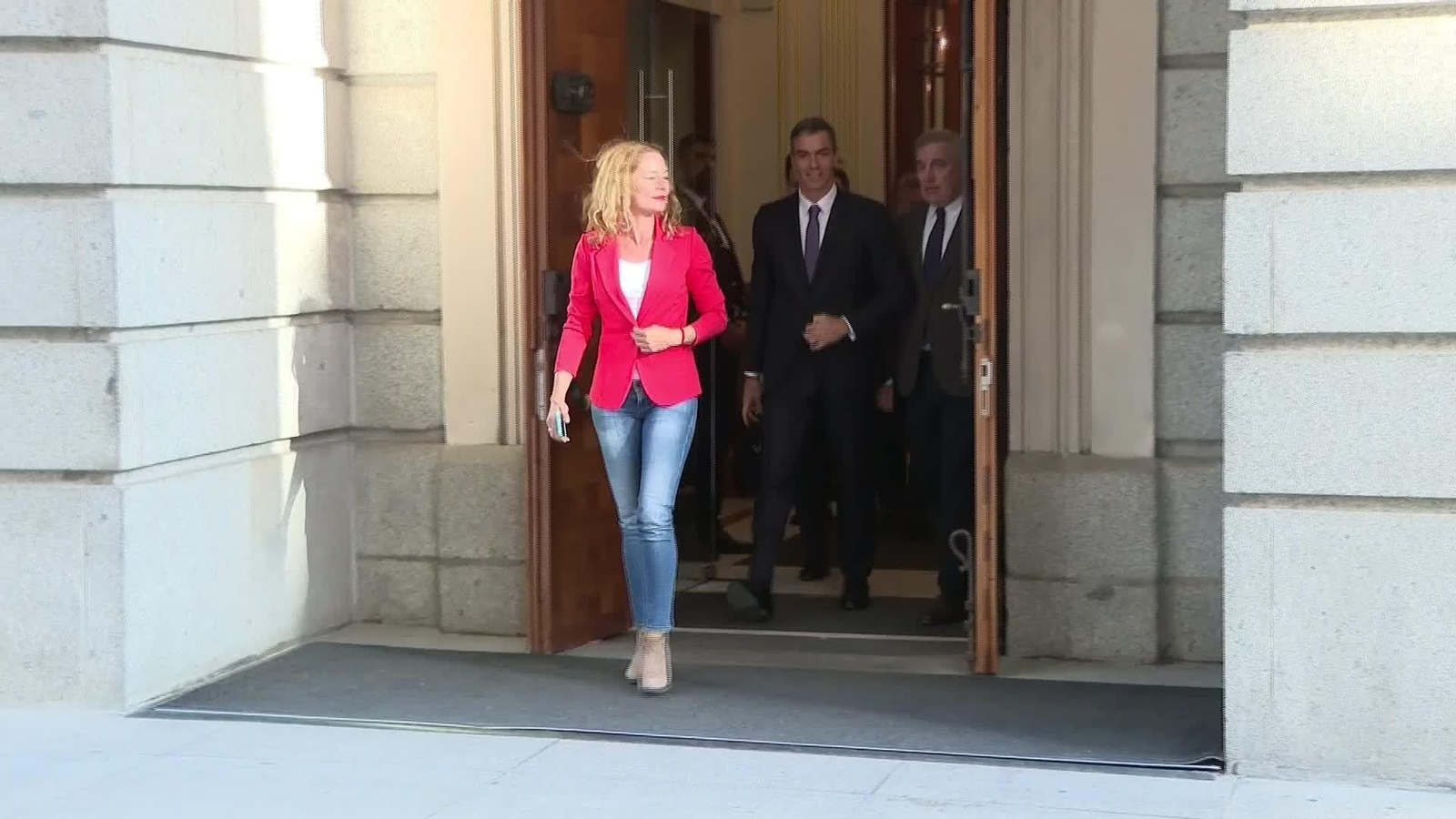 X093-CONGRESO SALIDA SANCHEZ Y MINISTROS