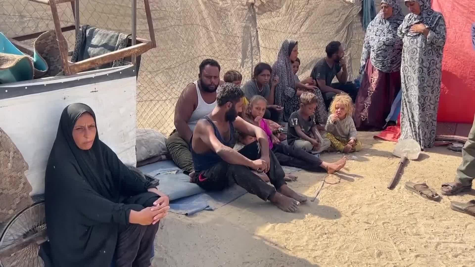 V057-GAZA REFUGIADOS SIN DESTINO