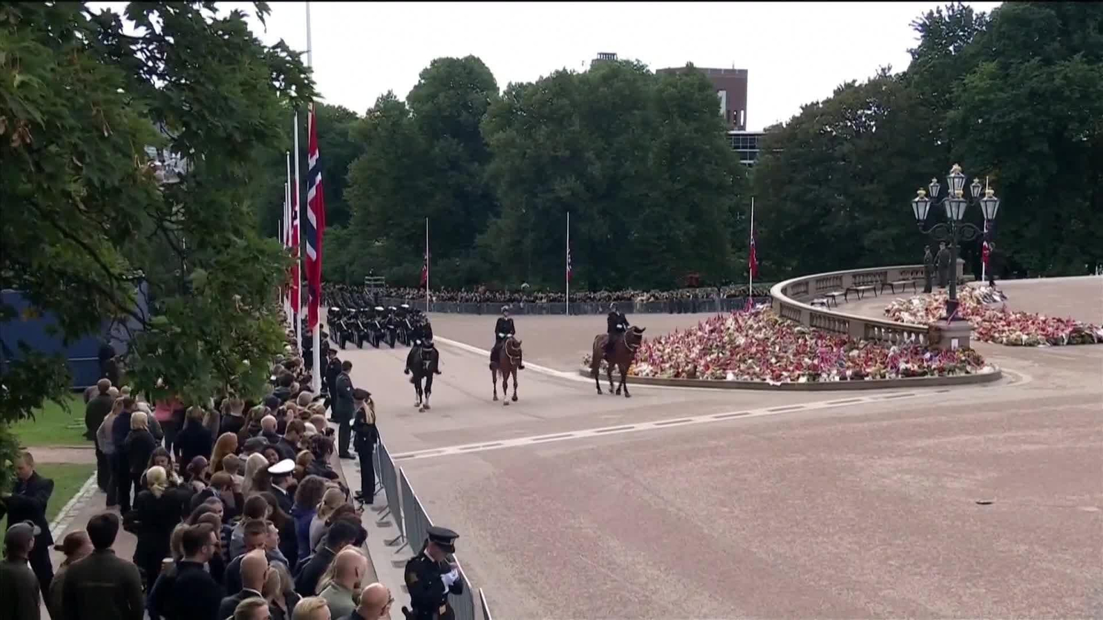 X007-NORUEGA AMBIENTE PREVIO FUNERAL HARALD