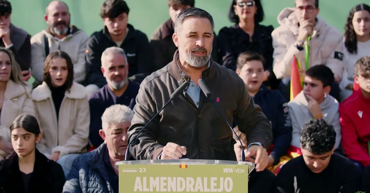 Abascal dice que en España gobierna una "mafia corrupta"