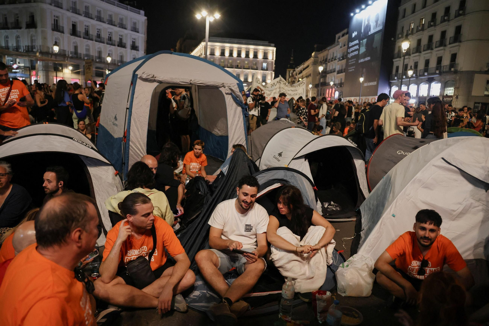 Acampada en Sol por la vivienda