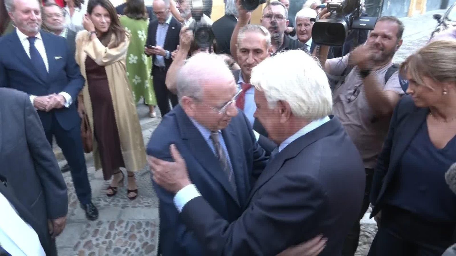 J009-SEVILLA FELIPE GONZALEZ Y GUERRA