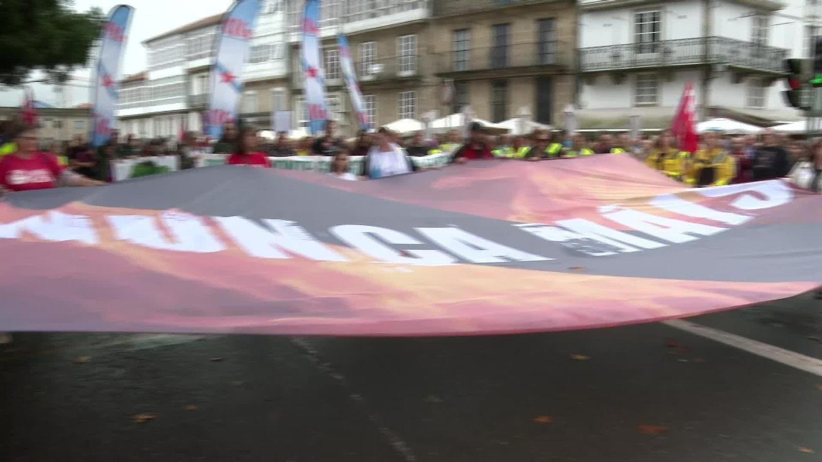 D023-A CORUÑA MANIFESTACION GESTION INCENDIOS