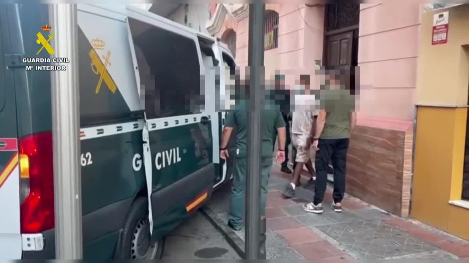 va ceuta piso patera lleno de migrantes