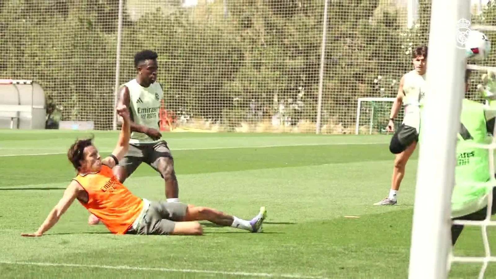 M037-MADRID ENTRENAMIENTO REAL MADRID