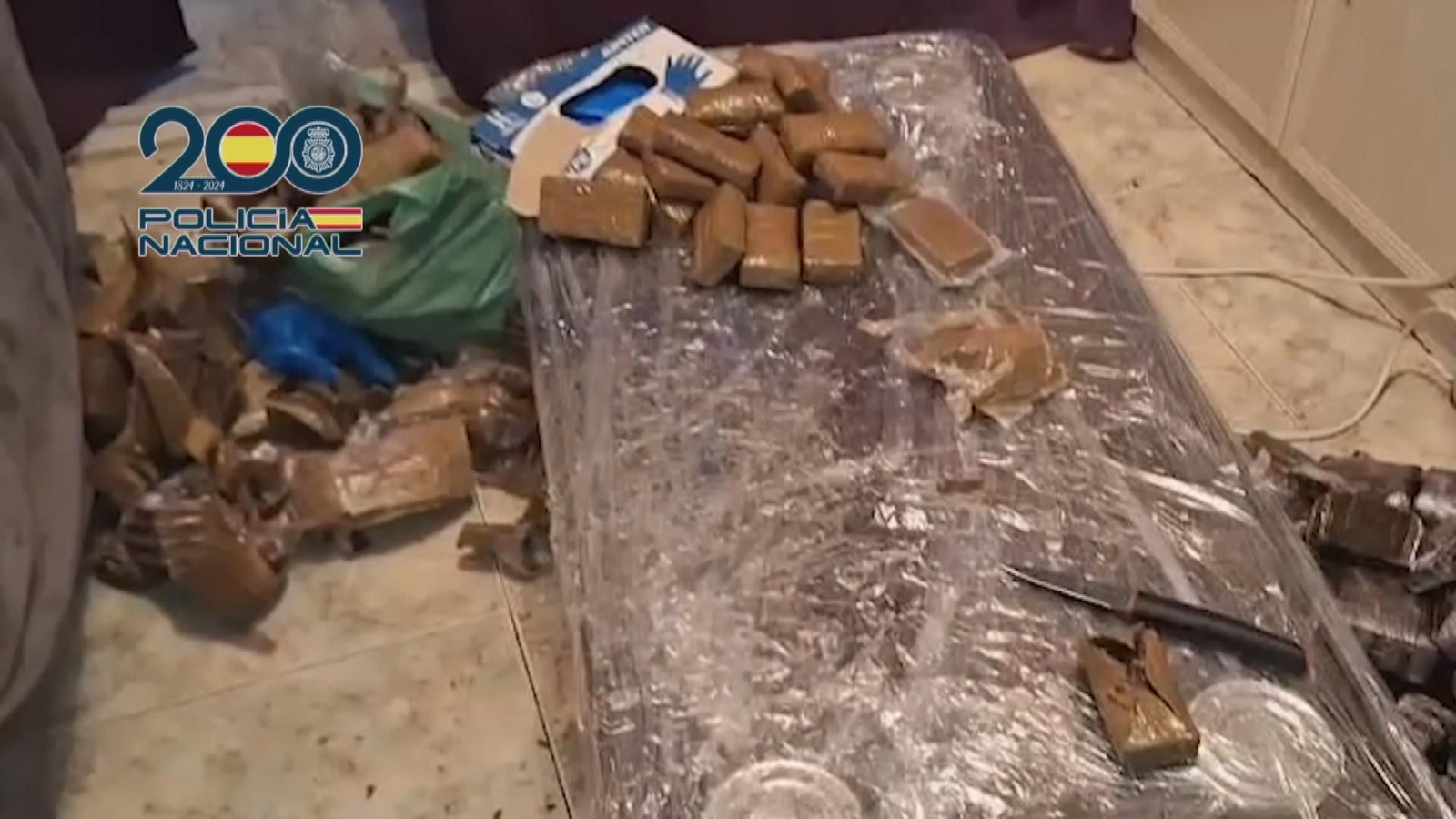 J031 IMAGENES POLICIA LABORATORIO DROGA frame 283