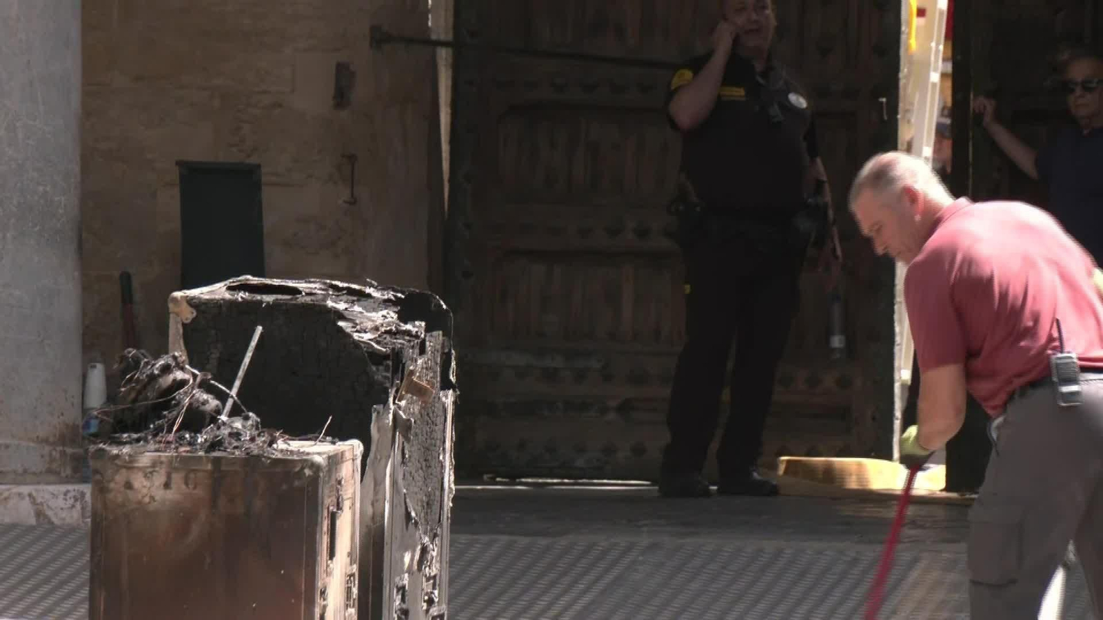 S028-CÓRDOBA REABRE MEZQUITA TRAS INCENDIO