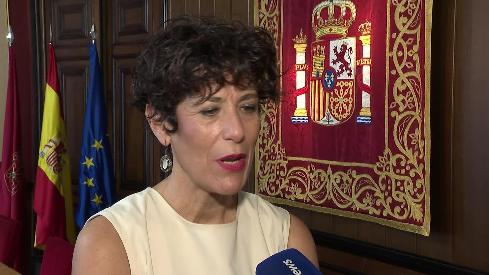 V015-PAMPLONA ELMA SAIZ