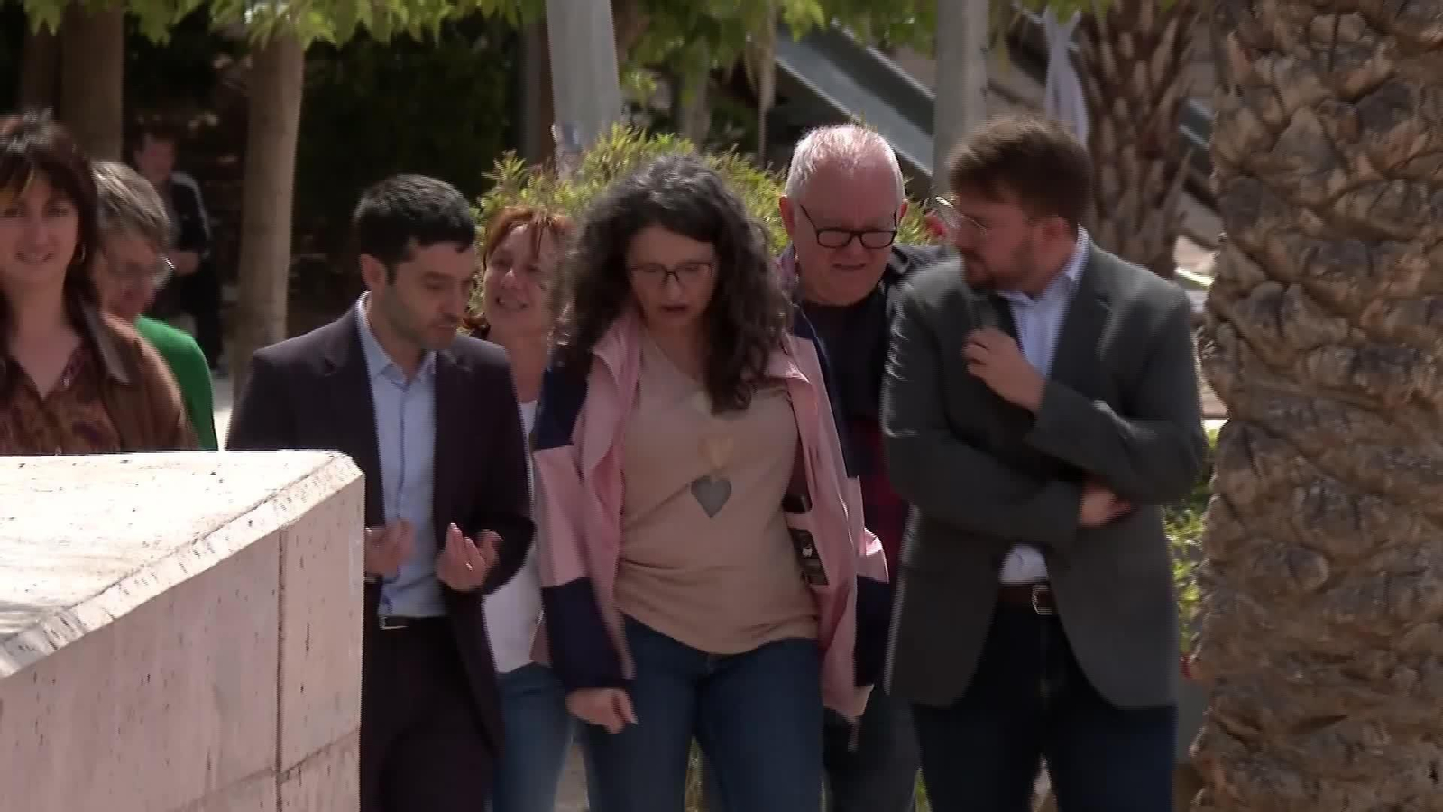 J024-VALENCIA ACTO BUSTINDUY Y OLTRA