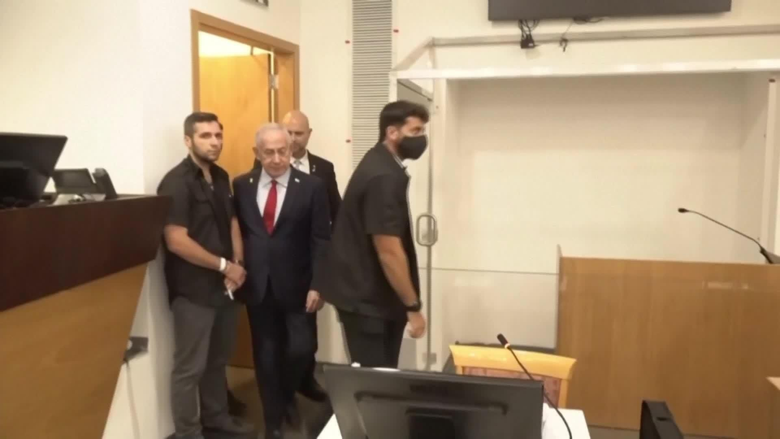 X007-ISRAEL NETANYAHU LLEGA AL JUICIO