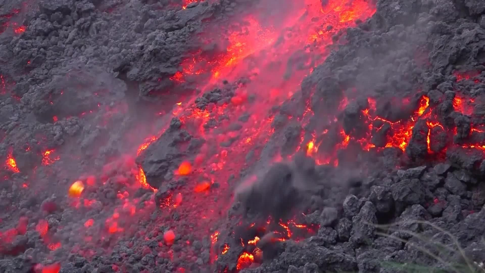 va impresionantes imagenes erupcion etna