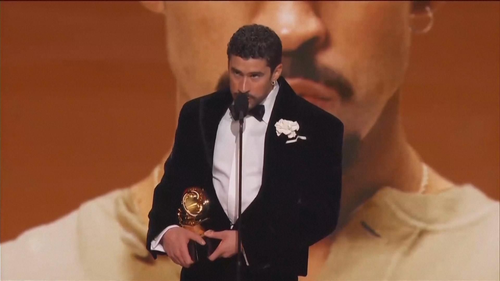 web protestas en los grammy frame 968