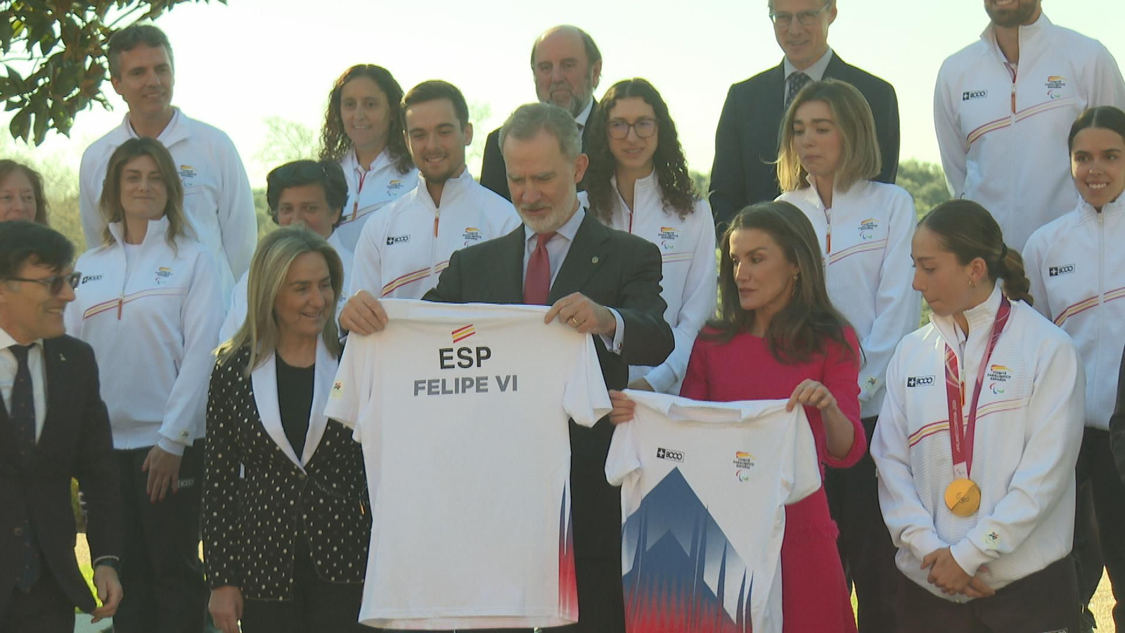 M011 MADRID REYES RECIBEN EQUIPO PARAOLIMPICO JJOO.Duplicate frame 1936