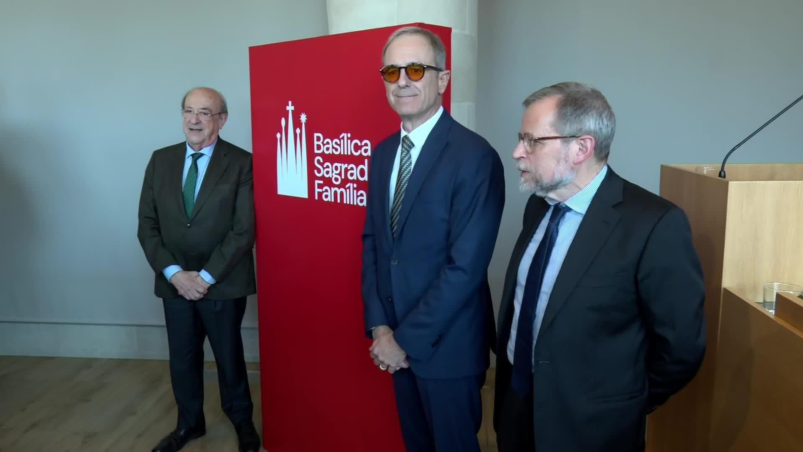 M040-BARCELONA BALANCE SAGRADA FAMILIA